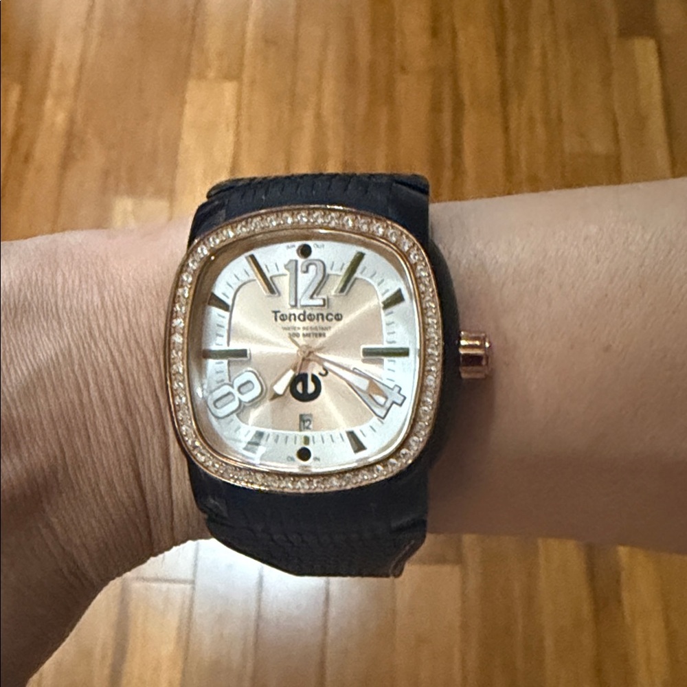 Black and Gold Women's Watch water resistant